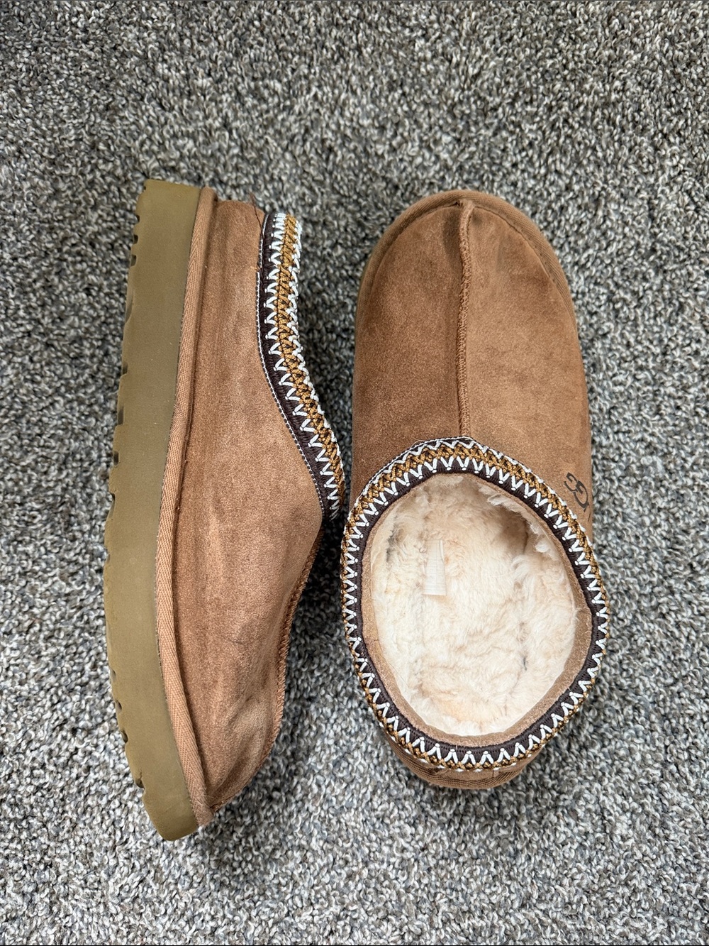 Uggs size 10 Tasman ll in chestnut